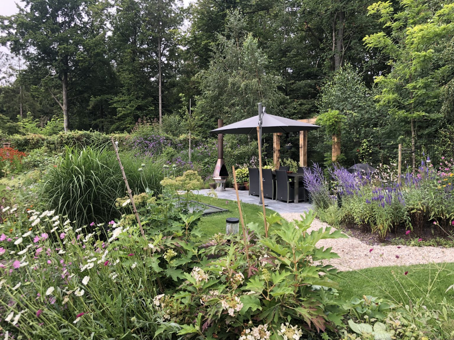 Organische tuin Huis ter Heide Bosman Tuinen